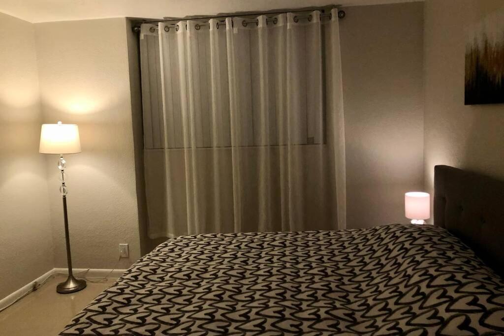 Spacious 1Br On The Beach, The Tides, Hollywood,Fl מראה חיצוני תמונה