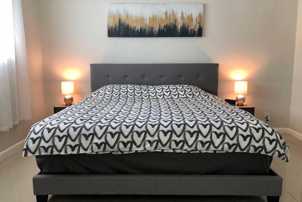 Spacious 1Br On The Beach, The Tides, Hollywood,Fl מראה חיצוני תמונה