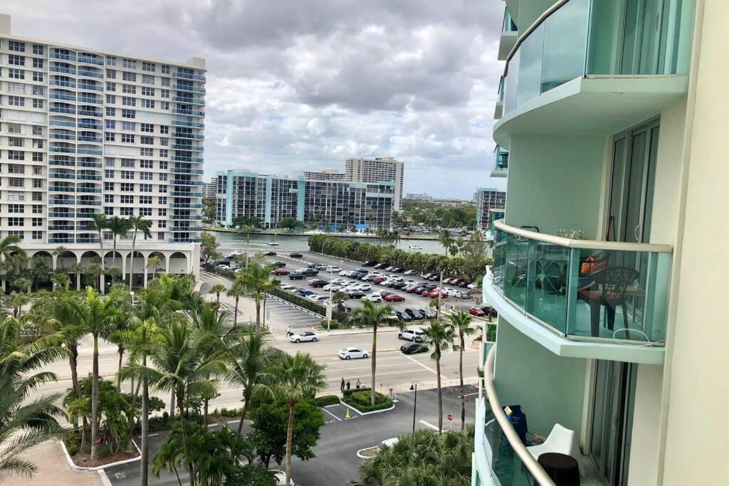 Spacious 1Br On The Beach, The Tides, Hollywood,Fl מראה חיצוני תמונה